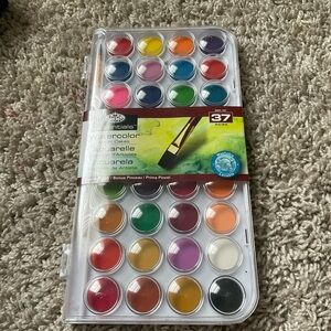 Essentials Watercolor Paint Set - 36 Colors